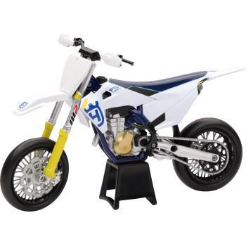 NEW RAY TOYS Husqvarna FS450 2019 Bike - 1:12 Scale - White/Blue/Black 58163