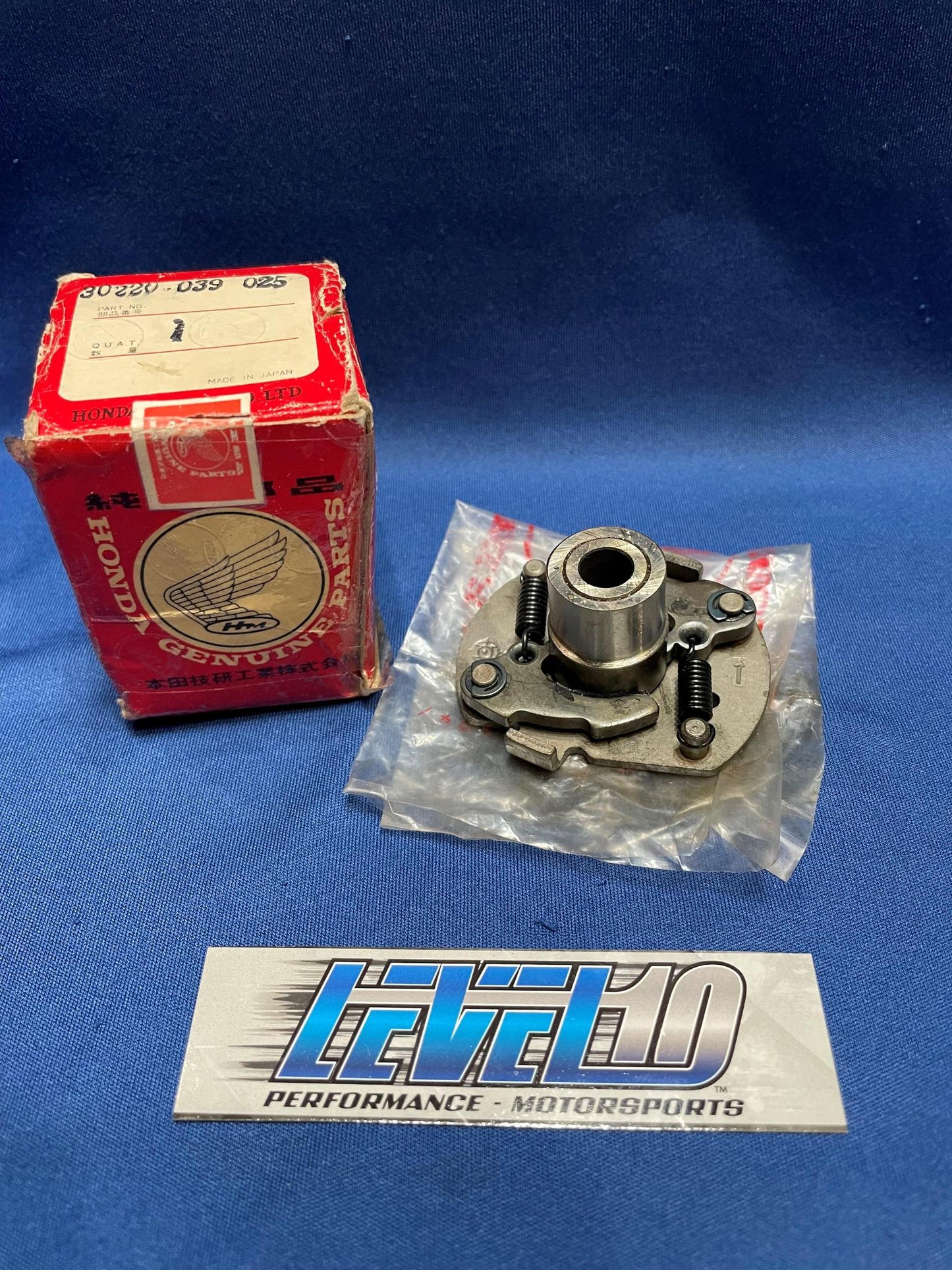 Honda Advancer Assembly Spark 30220-039-025