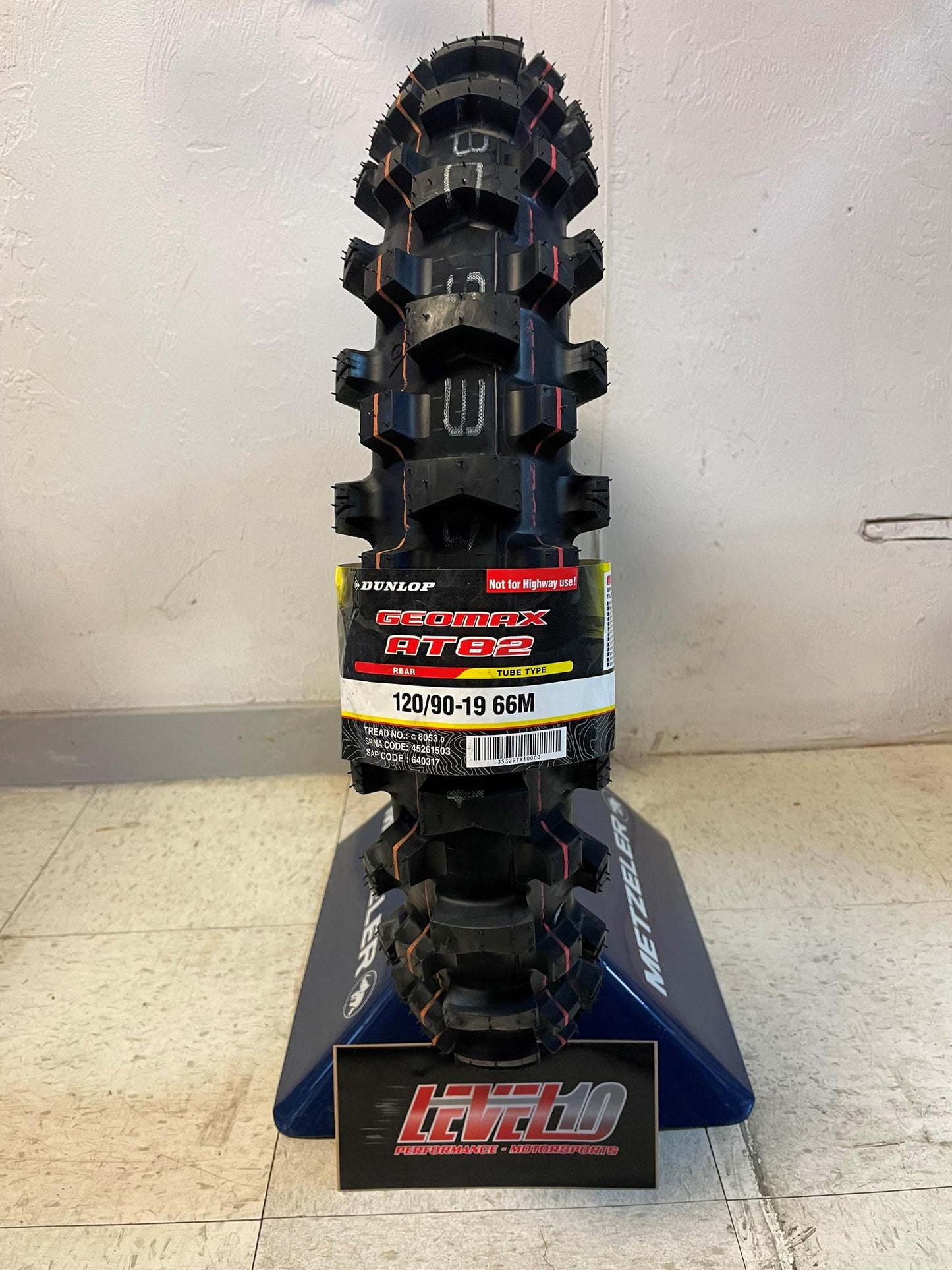 DUNLOP Tire - Geomax AT82