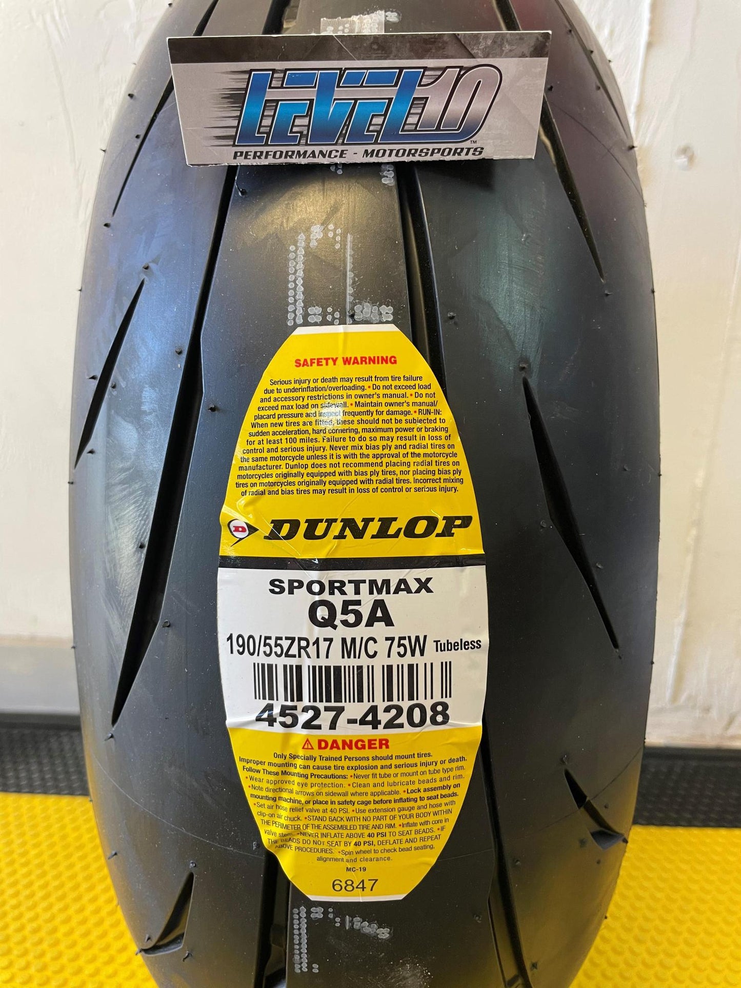 DUNLOP Tire - Sportmax Q5A