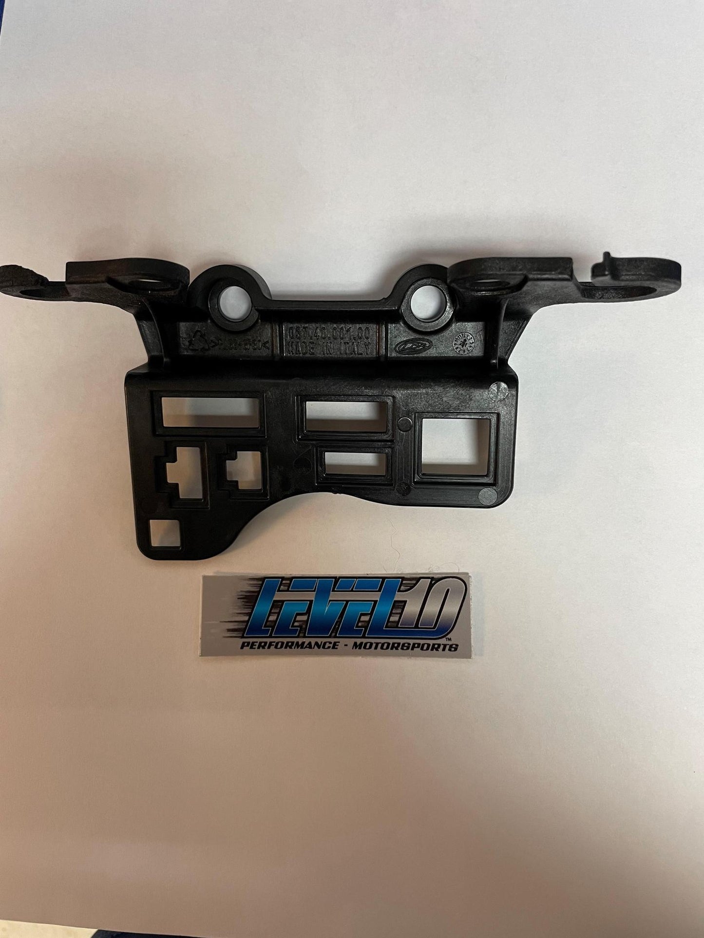 BETA DASHBOARD BRACKET RR 037.40.001.00.00