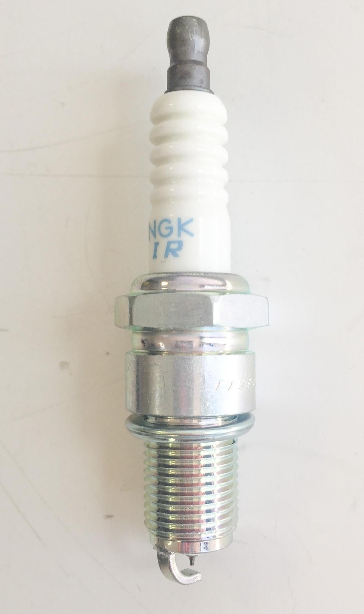 BETA NGK GR7CI8 SPARK PLUG 036.11.001.00.00