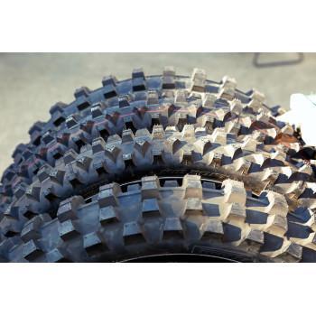 PIRELLI Scorpion™ MX32 Mid Soft Tire