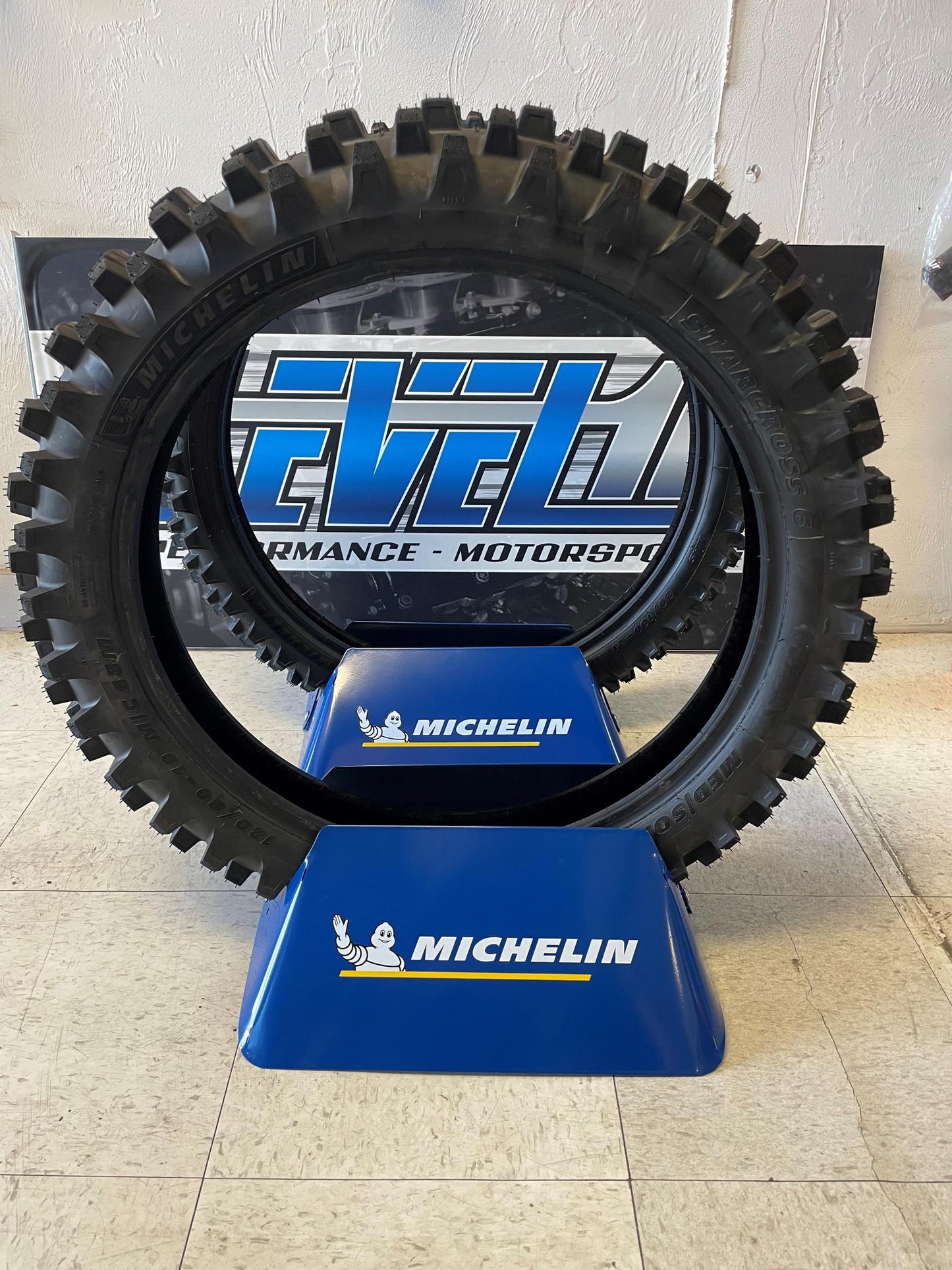 MICHELIN Tire - StarCross 6 Medium Soft (SET) - FRONT 80/100-21 - 51M + REAR 110/100-18 - 64M